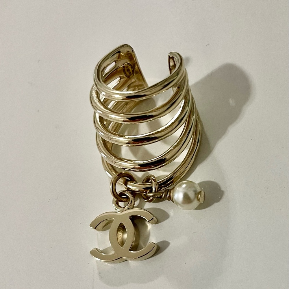 Genuine Chanel Ear Cuff with Pearl